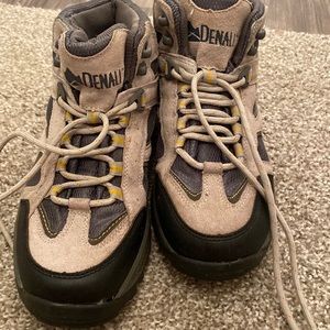 Denali Hiking Shoes | Denali high top leather suede hiking boots